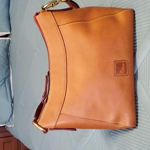 Dooney & Bourke hobo style bag